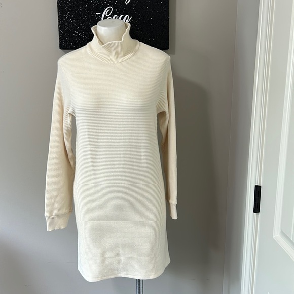 MONROW Cream Long Sleeve Ribbed Sweater Dress Supersoft Sz L NEW - Picture 1 of 12